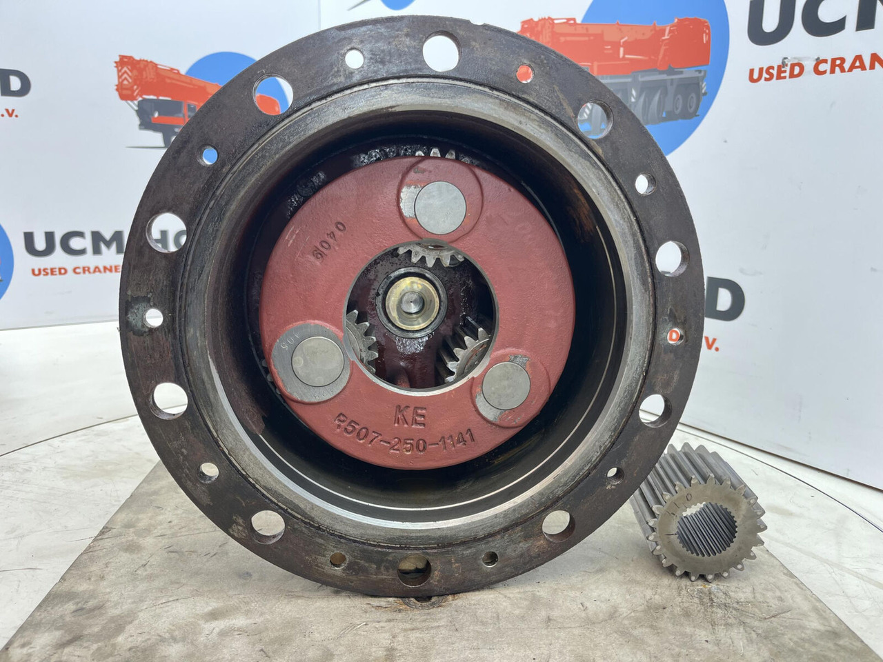 Liebherr LTM 1045-3.1 planetary gear 21-21-63-32-3pl-H135-46 - Motore di traslazione per Autogru: foto 4 Liebherr LTM 1045-3.1 planetary gear 21-21-63-32-3pl-H135-46 - Motore di traslazione per Autogru: foto 4