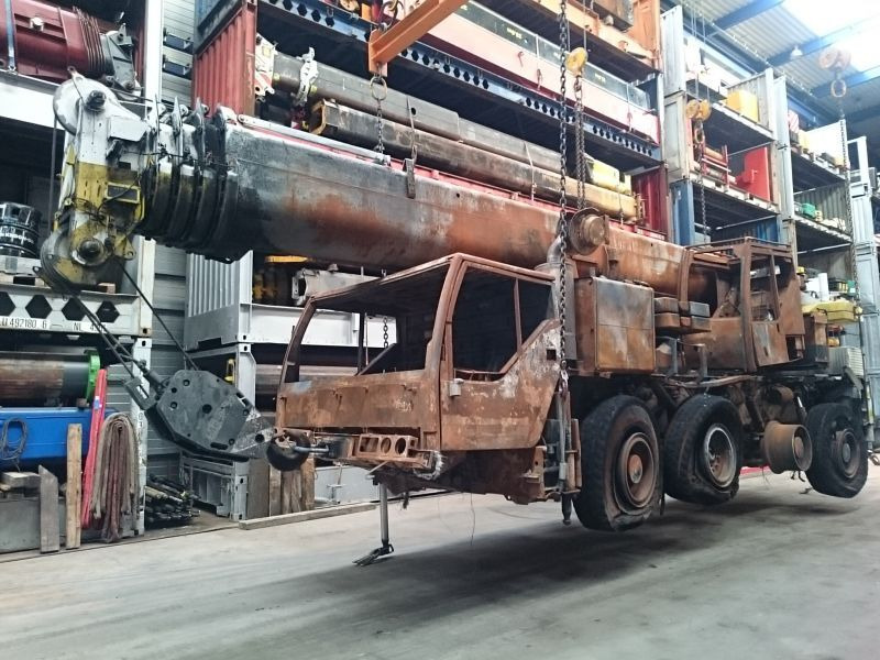 Liebherr LTM 1060-2 for parts - Autogru: foto 2 Liebherr LTM 1060-2 for parts - Autogru: foto 2
