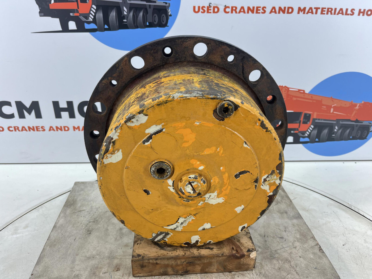 Liebherr LTM 1060 planetary gear 22-25-74-38-3pl-H135-46 - Motore di traslazione per Autogru: foto 1 Liebherr LTM 1060 planetary gear 22-25-74-38-3pl-H135-46 - Motore di traslazione per Autogru: foto 1