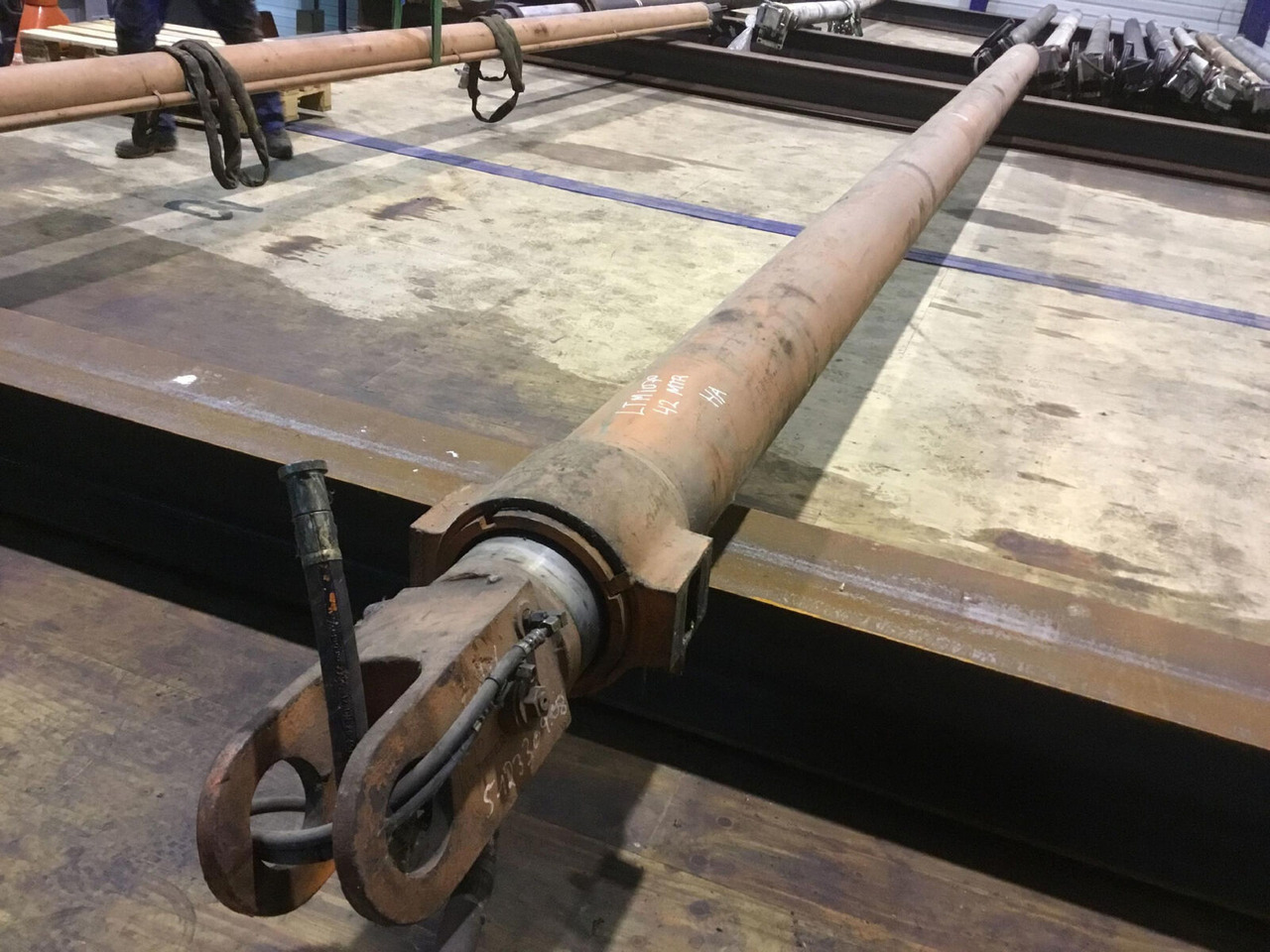 Liebherr LTM 1070 telescopic cylinder - Cilindro idraulico per Autogru: foto 2 Liebherr LTM 1070 telescopic cylinder - Cilindro idraulico per Autogru: foto 2