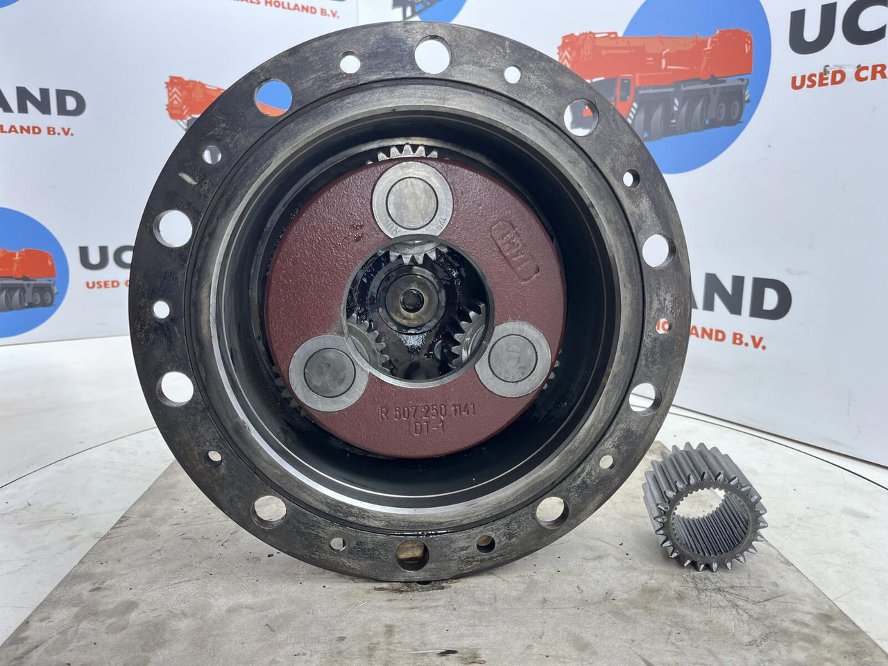 Liebherr LTM 1080 planetary gear 22-25-74-40-3pl-H135-46 - Motore di traslazione per Autogru: foto 4 Liebherr LTM 1080 planetary gear 22-25-74-40-3pl-H135-46 - Motore di traslazione per Autogru: foto 4