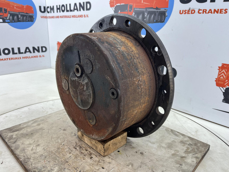 Liebherr LTM 1080 planetary gear 22-25-74-40-3pl-H135-46 - Sospensione per Gru: foto 2 Liebherr LTM 1080 planetary gear 22-25-74-40-3pl-H135-46 - Sospensione per Gru: foto 2