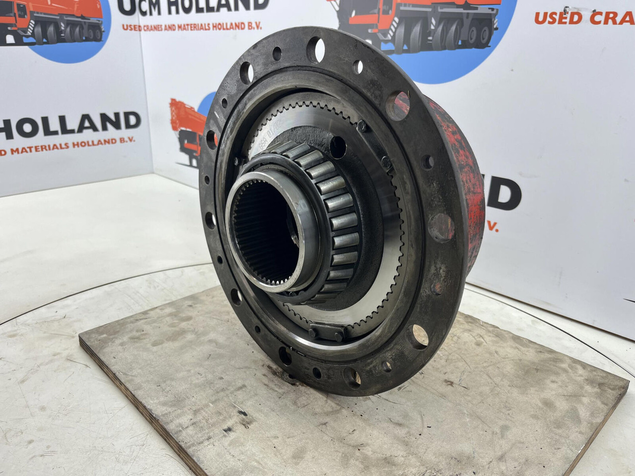 Liebherr LTM 1080 planetary gear 22-25-74-40-3pl-H135-46 - Motore di traslazione per Autogru: foto 3 Liebherr LTM 1080 planetary gear 22-25-74-40-3pl-H135-46 - Motore di traslazione per Autogru: foto 3