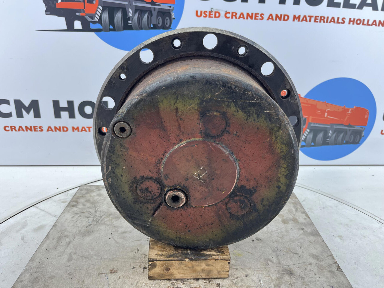 Liebherr LTM 1080 planetary gear 22-25-74-40-3pl-H135-46 - Motore di traslazione per Autogru: foto 1 Liebherr LTM 1080 planetary gear 22-25-74-40-3pl-H135-46 - Motore di traslazione per Autogru: foto 1