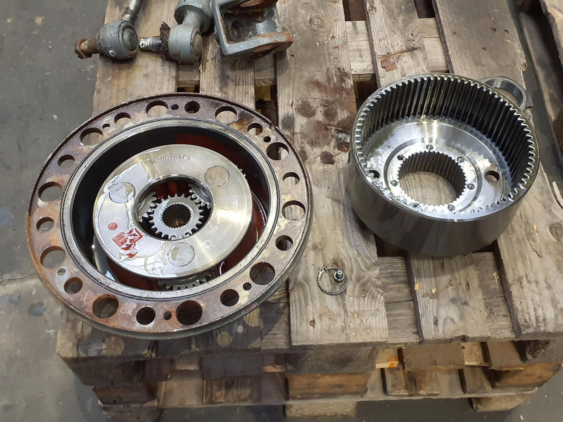 Liebherr LTM 1130-5.1 axle 1 planetary gear 22-25-74-3pl-12 disk brake - Sospensione per Gru: foto 1 Liebherr LTM 1130-5.1 axle 1 planetary gear 22-25-74-3pl-12 disk brake - Sospensione per Gru: foto 1