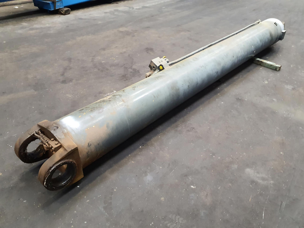 Liebherr LTM 1160-2 luffing cylinder - Cilindro idraulico per Autogru: foto 3 Liebherr LTM 1160-2 luffing cylinder - Cilindro idraulico per Autogru: foto 3