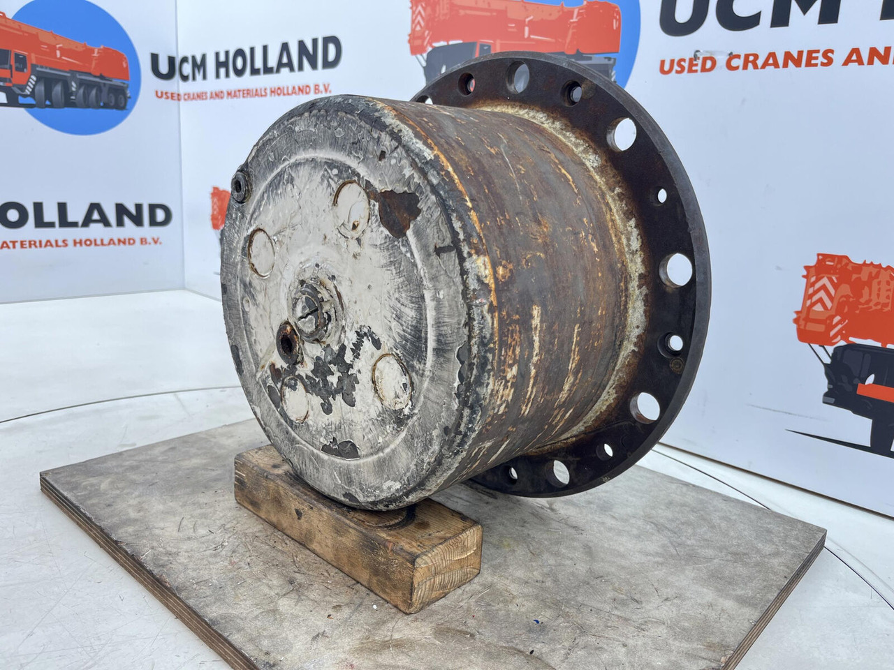 Liebherr LTM 1160 planetary gear 22-25-74-40-4pl-H185-46 - Motore di traslazione per Autogru: foto 2 Liebherr LTM 1160 planetary gear 22-25-74-40-4pl-H185-46 - Motore di traslazione per Autogru: foto 2