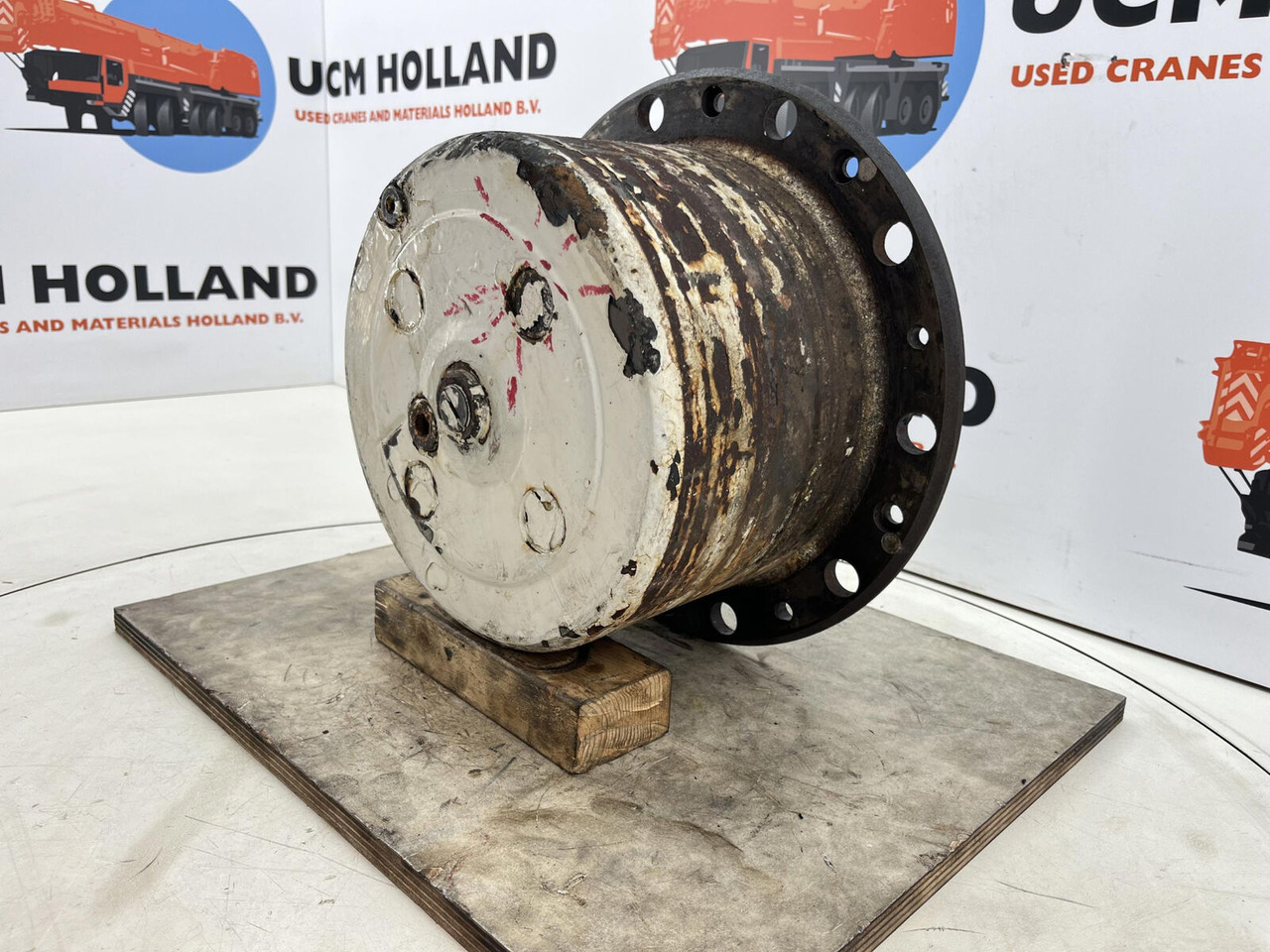 Liebherr LTM 1160 planetary gear 22-25-74-40-4pl-H185-46 - Motore di traslazione per Autogru: foto 2 Liebherr LTM 1160 planetary gear 22-25-74-40-4pl-H185-46 - Motore di traslazione per Autogru: foto 2