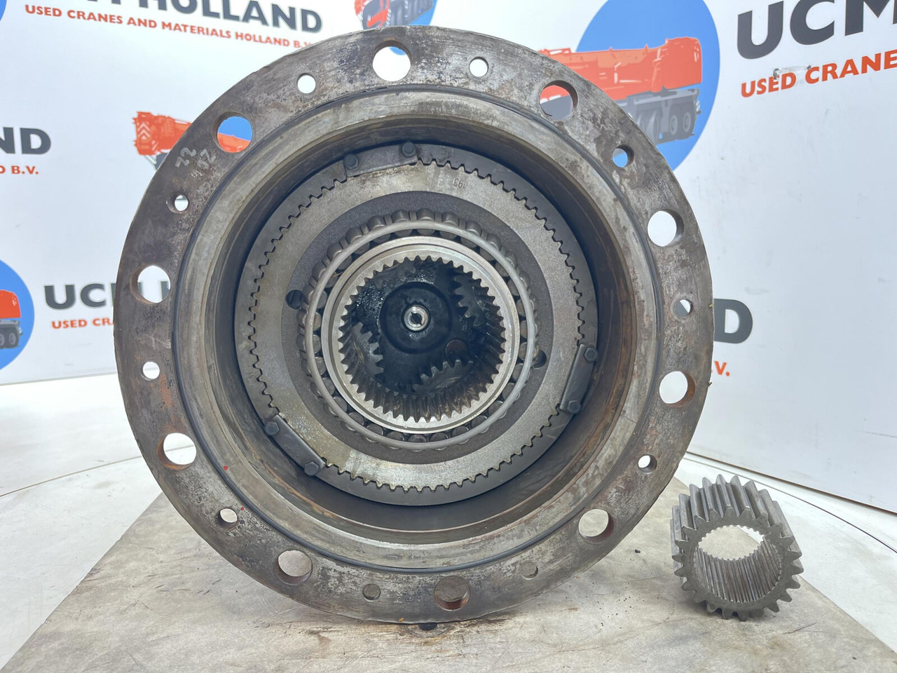 Liebherr LTM 1160 planetary gear 22-25-74-40-4pl-H185-46 - Motore di traslazione per Autogru: foto 5 Liebherr LTM 1160 planetary gear 22-25-74-40-4pl-H185-46 - Motore di traslazione per Autogru: foto 5