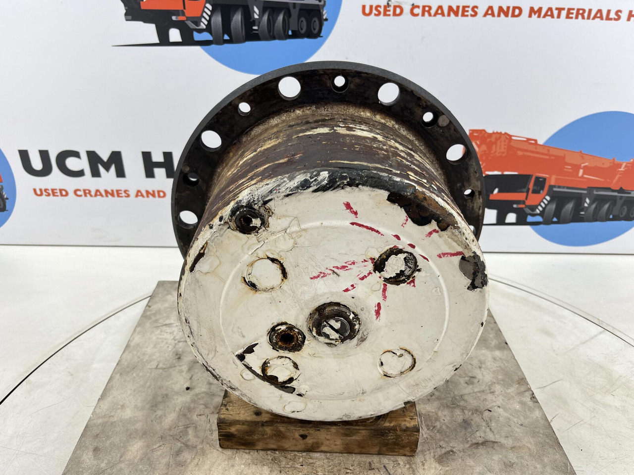 Liebherr LTM 1160 planetary gear 22-25-74-40-4pl-H185-46 - Motore di traslazione per Autogru: foto 1 Liebherr LTM 1160 planetary gear 22-25-74-40-4pl-H185-46 - Motore di traslazione per Autogru: foto 1