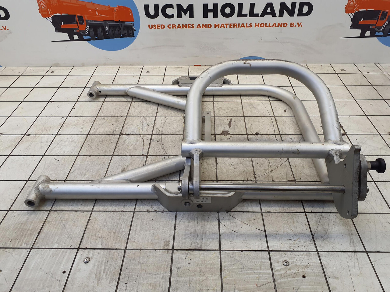Liebherr LTM 1250-5.1 guard railing 40X500X760 - Carrozzeria ed esterni per Autogru: foto 3 Liebherr LTM 1250-5.1 guard railing 40X500X760 - Carrozzeria ed esterni per Autogru: foto 3