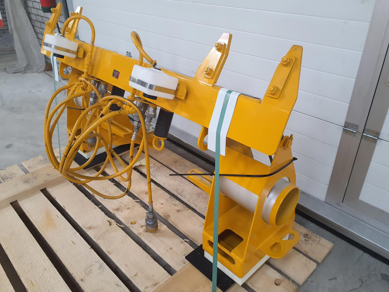 Liebherr LTM 1750-9.1 Luffing cylinder lifting device rear - Carrozzeria ed esterni per Autogru: foto 3 Liebherr LTM 1750-9.1 Luffing cylinder lifting device rear - Carrozzeria ed esterni per Autogru: foto 3