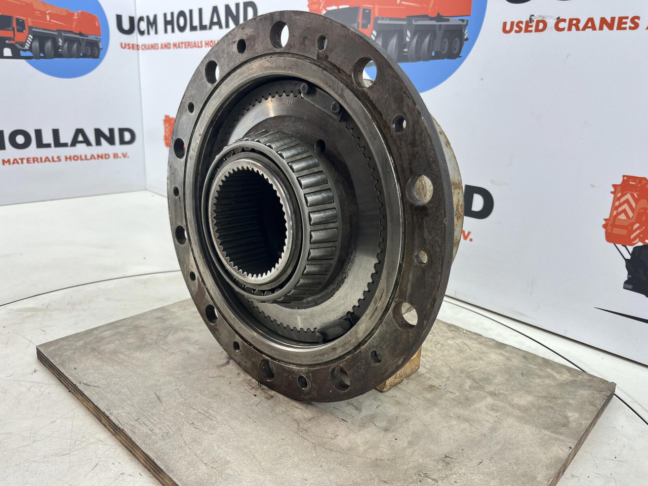 Liebherr Liebherr LTM 1060 planetary gear 22-25-74-38-3pl-H135-46 - Motore di traslazione per Autogru: foto 3 Liebherr Liebherr LTM 1060 planetary gear 22-25-74-38-3pl-H135-46 - Motore di traslazione per Autogru: foto 3