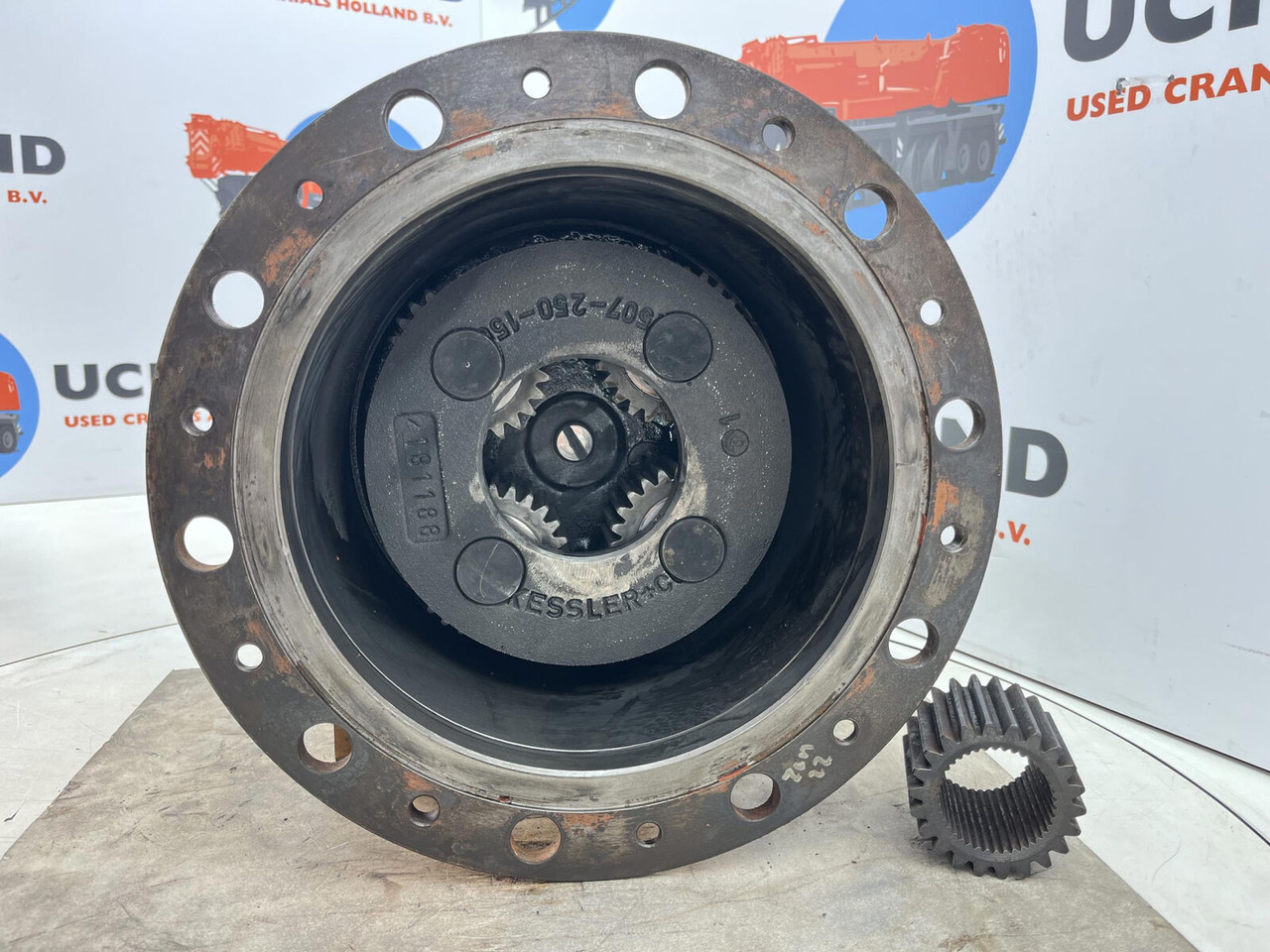 Liebherr Liebherr LTM 1160 planetary gear 22-25-74-40-4pl-H185-46 - Motore di traslazione per Autogru: foto 4 Liebherr Liebherr LTM 1160 planetary gear 22-25-74-40-4pl-H185-46 - Motore di traslazione per Autogru: foto 4