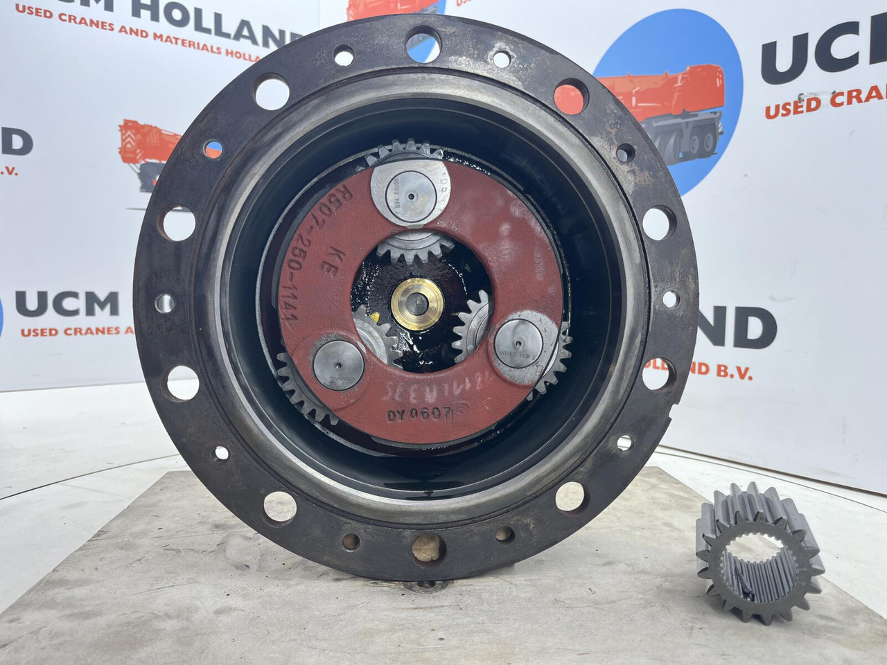 Terex/Demag AC 35 planetary gear 17-24-67-32-3pl-H135-46 - Motore di traslazione per Autogru: foto 5 Terex/Demag AC 35 planetary gear 17-24-67-32-3pl-H135-46 - Motore di traslazione per Autogru: foto 5