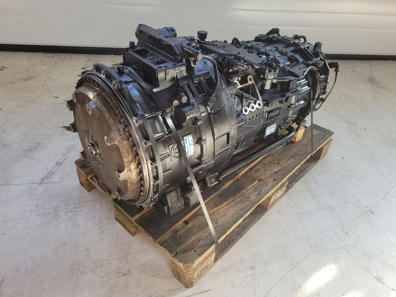 ZF LTM 1250-6.1 gearbox TC tronic 12 AS 3002 TC - Cambio per Autogru: foto 1 ZF LTM 1250-6.1 gearbox TC tronic 12 AS 3002 TC - Cambio per Autogru: foto 1