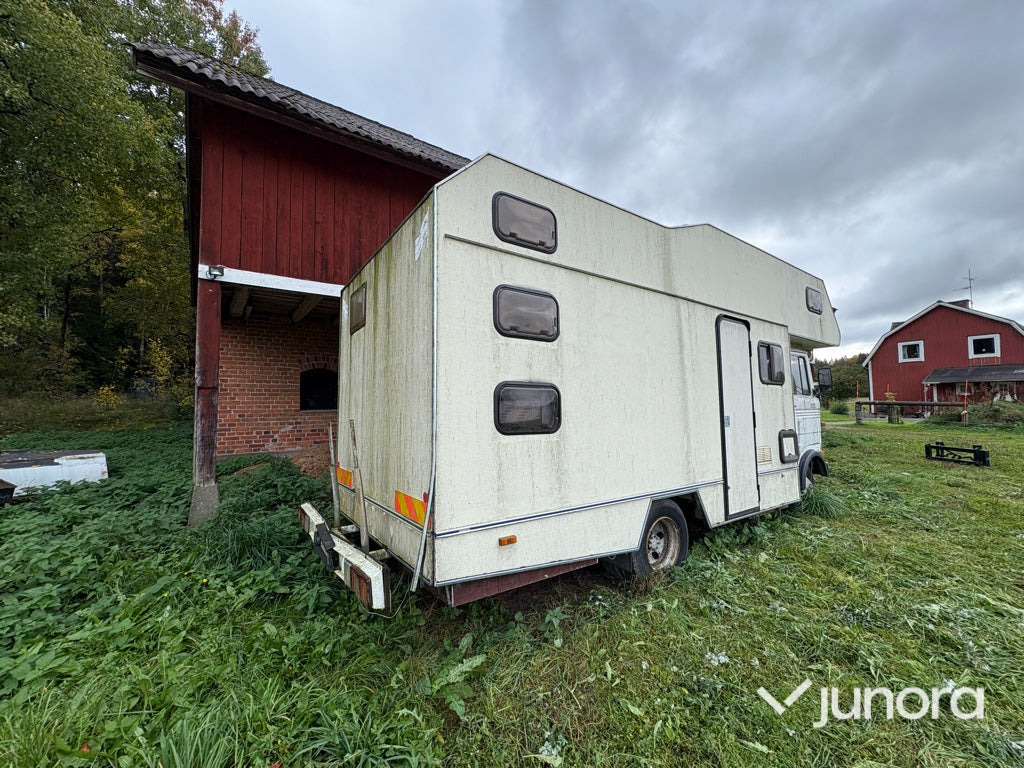 Husbil MERCEDES BENZ LP 608/32 - Camper mansardato: foto 4 Husbil MERCEDES BENZ LP 608/32 - Camper mansardato: foto 4