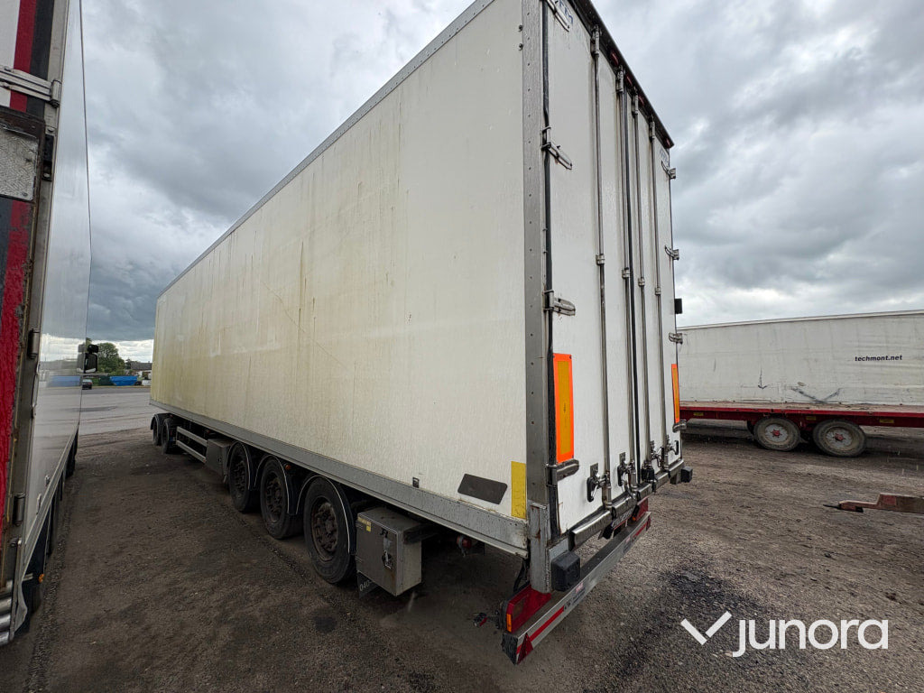 Lastbil Scania R450 med kyl - Autocarro frigorifero: foto 2 Lastbil Scania R450 med kyl - Autocarro frigorifero: foto 2