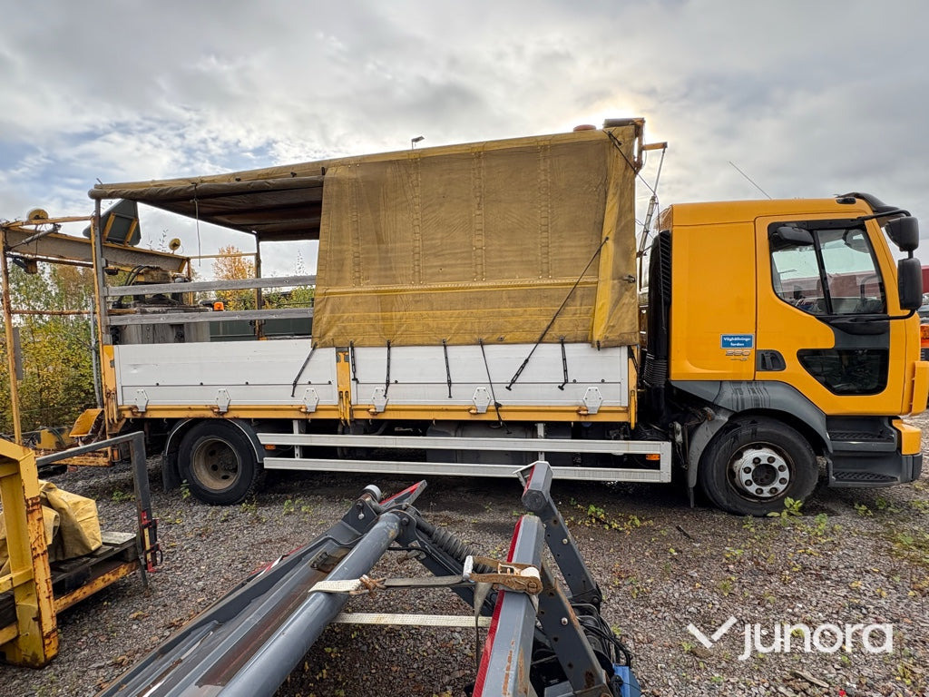 Lastbil Volvo FLL 240-280 HP 42R - Camion centinato, Veicolo speciale/ Comunale: foto 4 Lastbil Volvo FLL 240-280 HP 42R - Camion centinato, Veicolo speciale/ Comunale: foto 4