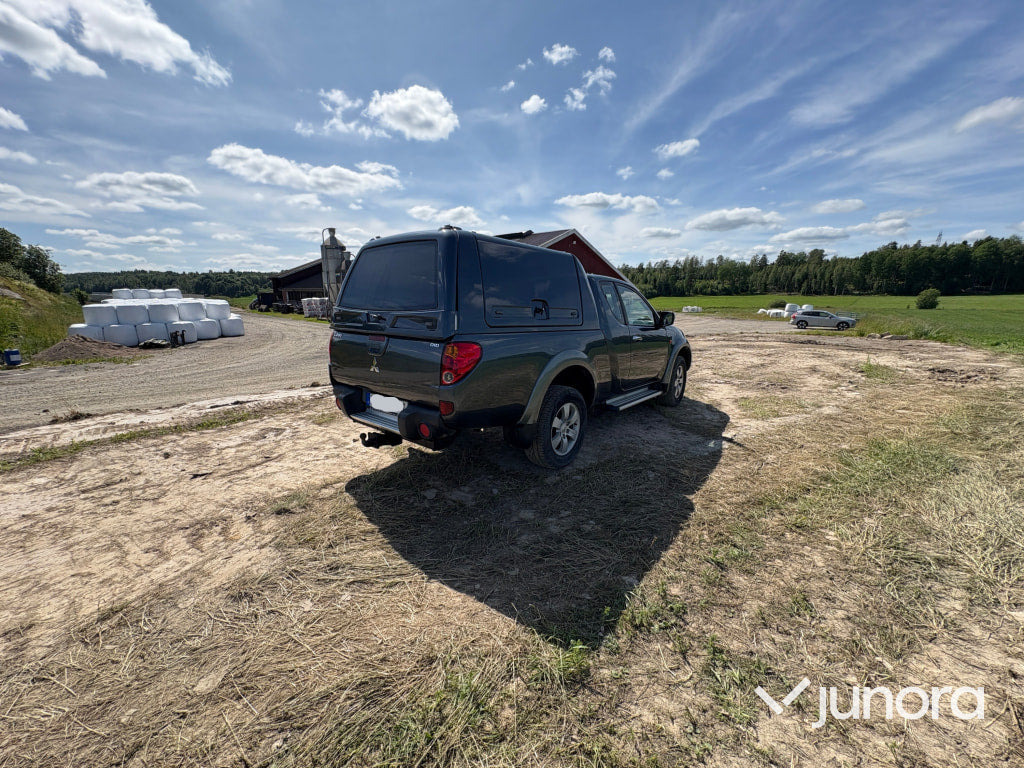 Mitsubishi L200 - Pick-up: foto 5 Mitsubishi L200 - Pick-up: foto 5