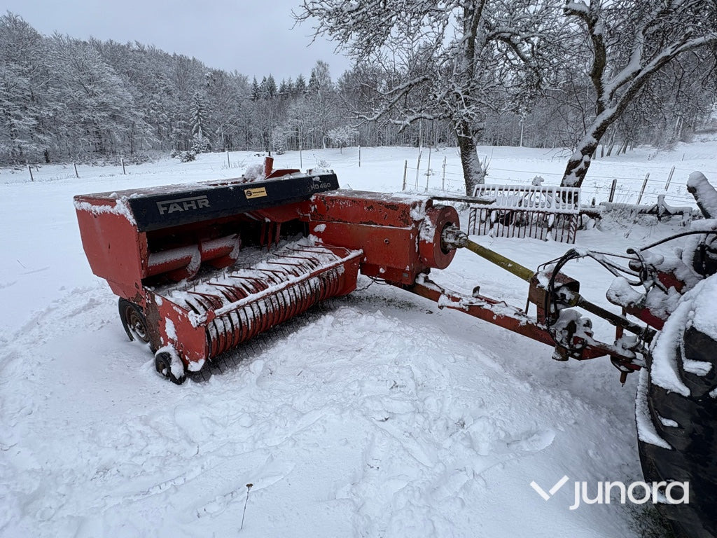 Småbalspress - Fahr HD460 - Pressa quadra: foto 3 Småbalspress - Fahr HD460 - Pressa quadra: foto 3