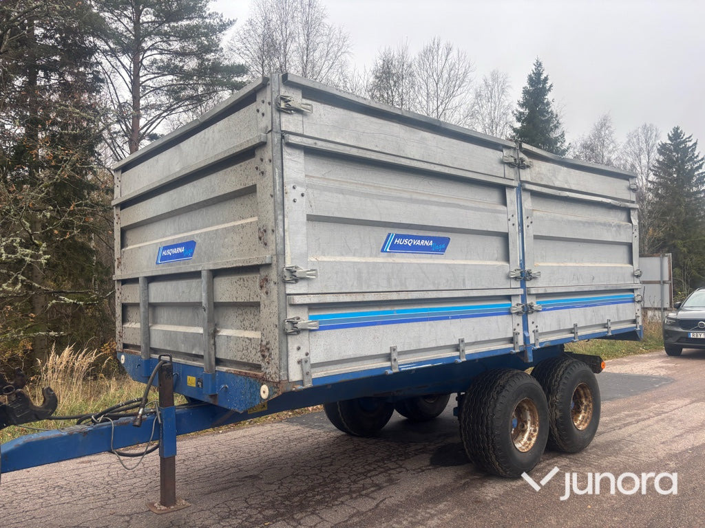Spannmålsvagn - Husqvarna Vagn - Rimorchio a cassone agricolo: foto 1 Spannmålsvagn - Husqvarna Vagn - Rimorchio a cassone agricolo: foto 1