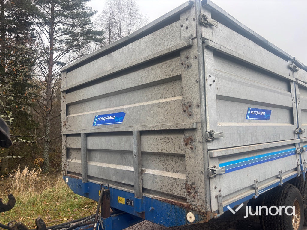 Spannmålsvagn - Husqvarna Vagn - Rimorchio a cassone agricolo: foto 2 Spannmålsvagn - Husqvarna Vagn - Rimorchio a cassone agricolo: foto 2