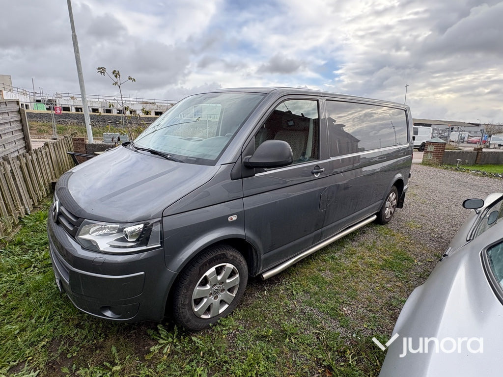 Transportbil – Volkswagen, Transporter T30 NMT 530 - Furgone chiuso: foto 1 Transportbil – Volkswagen, Transporter T30 NMT 530 - Furgone chiuso: foto 1