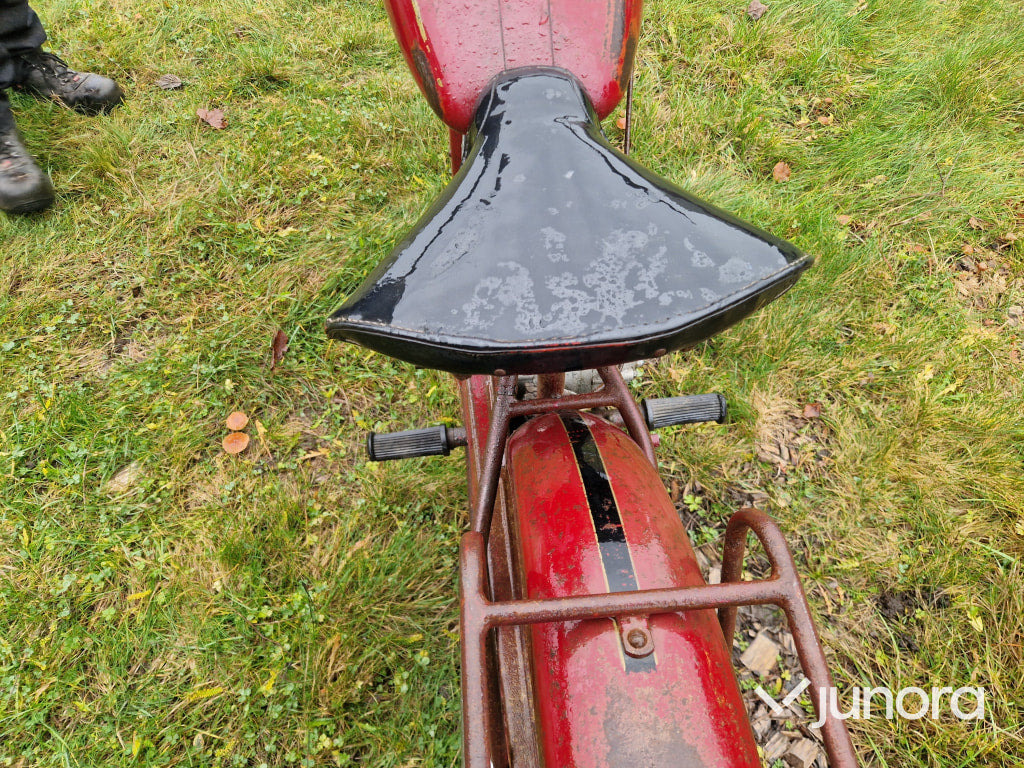 Veteranmotorcykel - Husqvarna 28 - Motocicletta: foto 5 Veteranmotorcykel - Husqvarna 28 - Motocicletta: foto 5