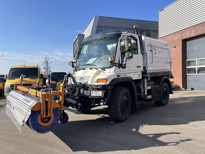 Mercedes-Benz Unimog U400 U400 4 x 2 / Schmidt SK350 sweeper - Spazzatrice stradale: foto 4 Mercedes-Benz Unimog U400 U400 4 x 2 / Schmidt SK350 sweeper - Spazzatrice stradale: foto 4