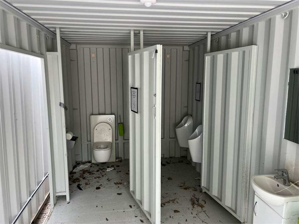 5 stk 20 fods indrettet til WC - baderum - Cassa - furgone: foto 2 5 stk 20 fods indrettet til WC - baderum - Cassa - furgone: foto 2