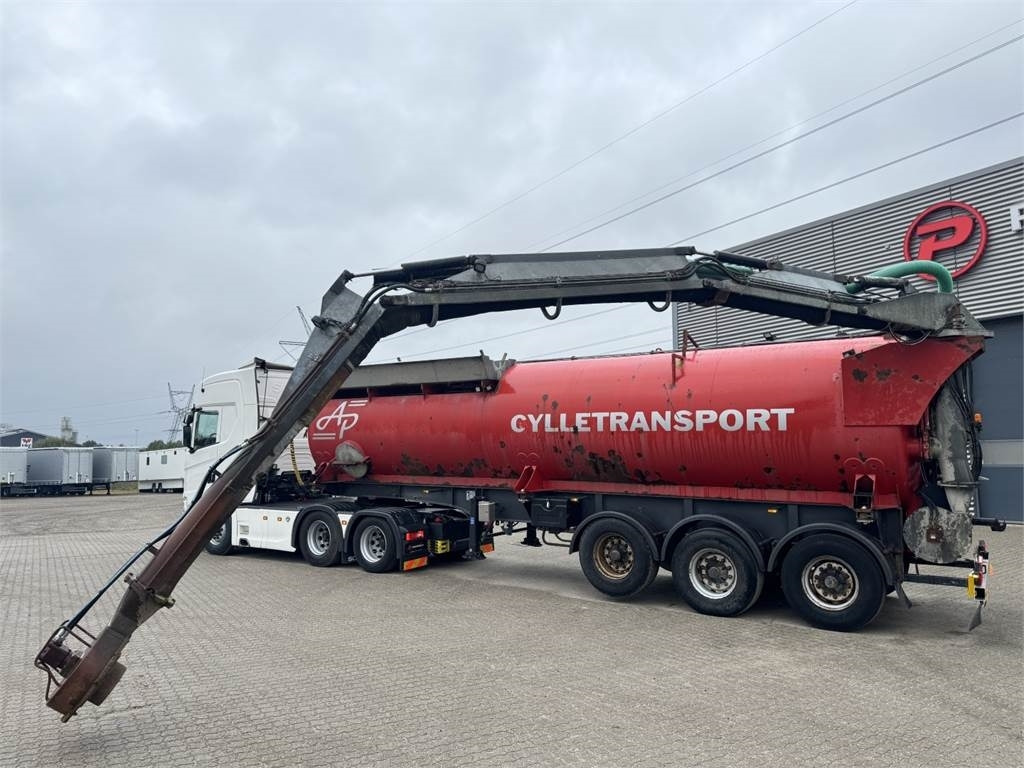 AP Gyllevogn 34m3 tank til Gylle-vand - Semirimorchio cisterna: foto 4 AP Gyllevogn 34m3 tank til Gylle-vand - Semirimorchio cisterna: foto 4