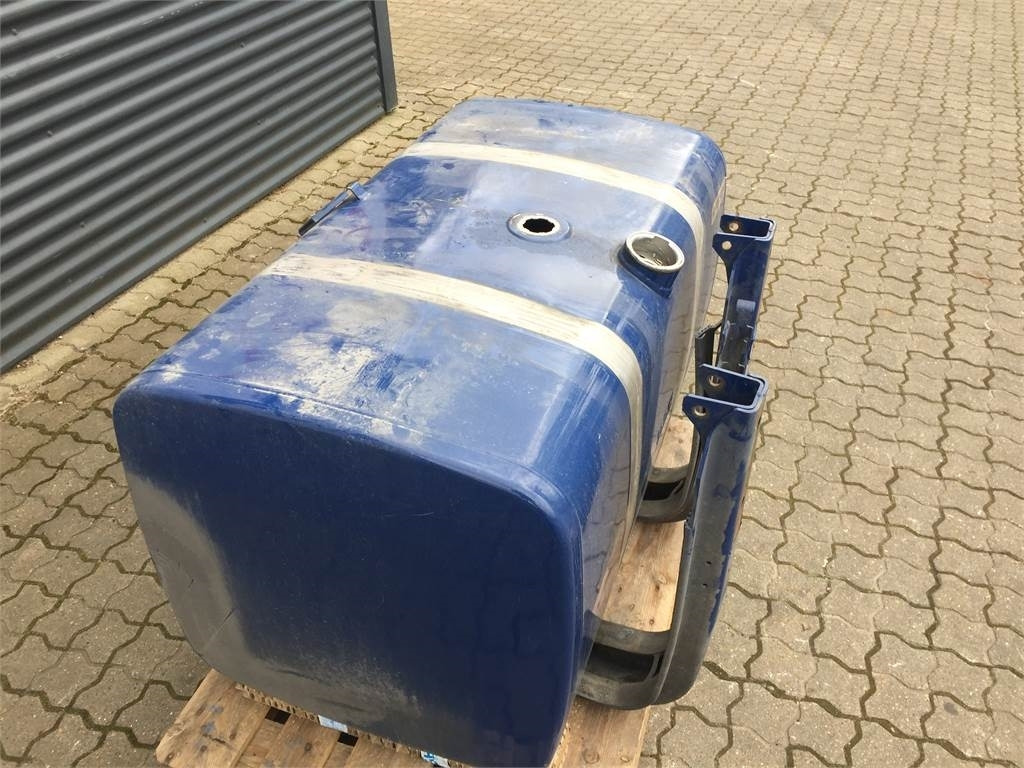 DAF 535 ltr dieseltank m- 2 stk bæringer - Serbatoio carburante per Camion: foto 2 DAF 535 ltr dieseltank m- 2 stk bæringer - Serbatoio carburante per Camion: foto 2