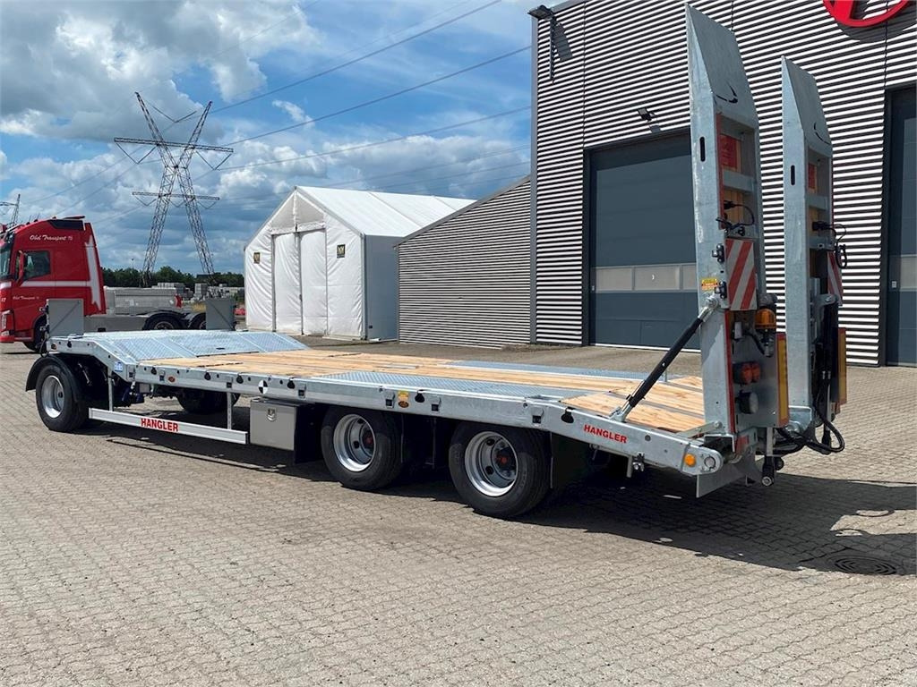 Hangler DTS 300 3 akslet med ramper - Rimorchio pianale ribassato: foto 4 Hangler DTS 300 3 akslet med ramper - Rimorchio pianale ribassato: foto 4