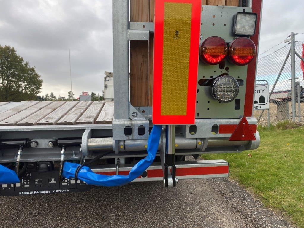 Hangler DTS-H 300 3 akslet hænger med ramper - Rimorchio pianale ribassato: foto 5 Hangler DTS-H 300 3 akslet hænger med ramper - Rimorchio pianale ribassato: foto 5