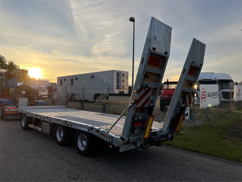 Hangler DTS-H 300 3 akslet hænger med ramper - Rimorchio pianale ribassato: foto 4 Hangler DTS-H 300 3 akslet hænger med ramper - Rimorchio pianale ribassato: foto 4