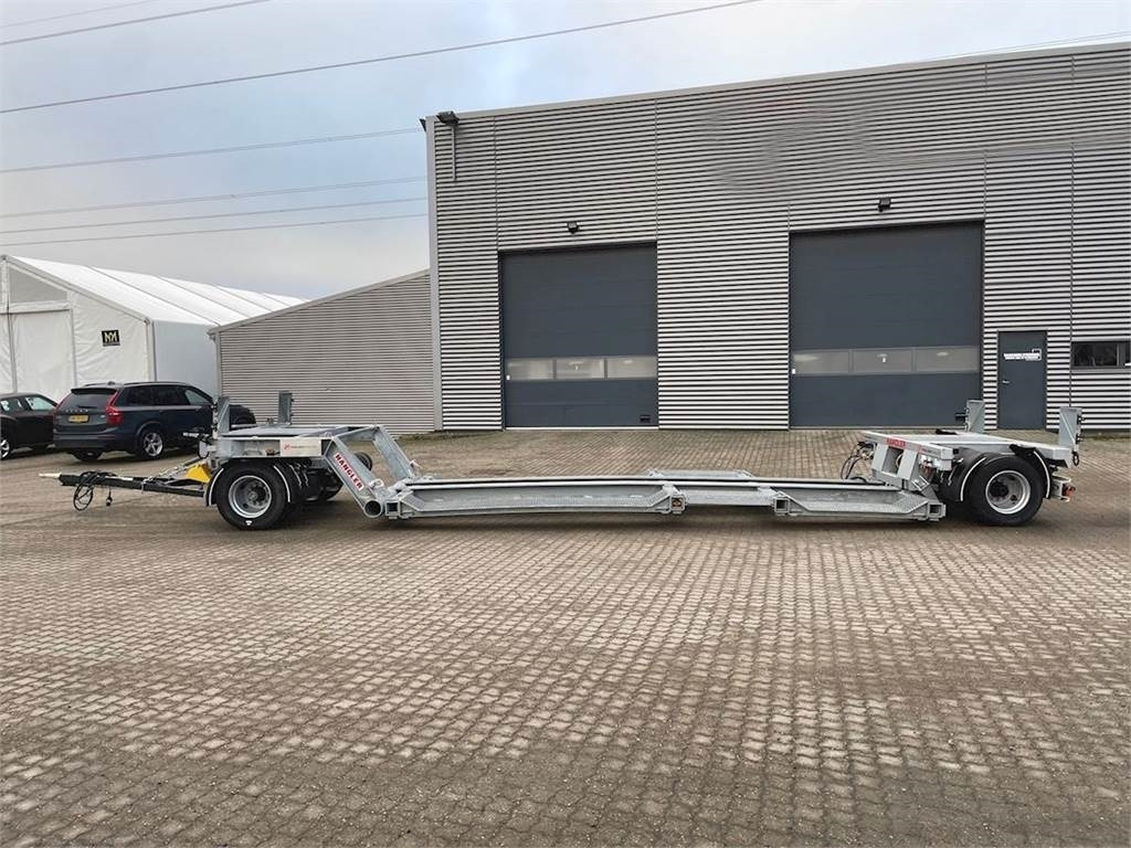 Hangler ZTS-200 senge-anhænger - Rimorchio pianale ribassato: foto 3 Hangler ZTS-200 senge-anhænger - Rimorchio pianale ribassato: foto 3