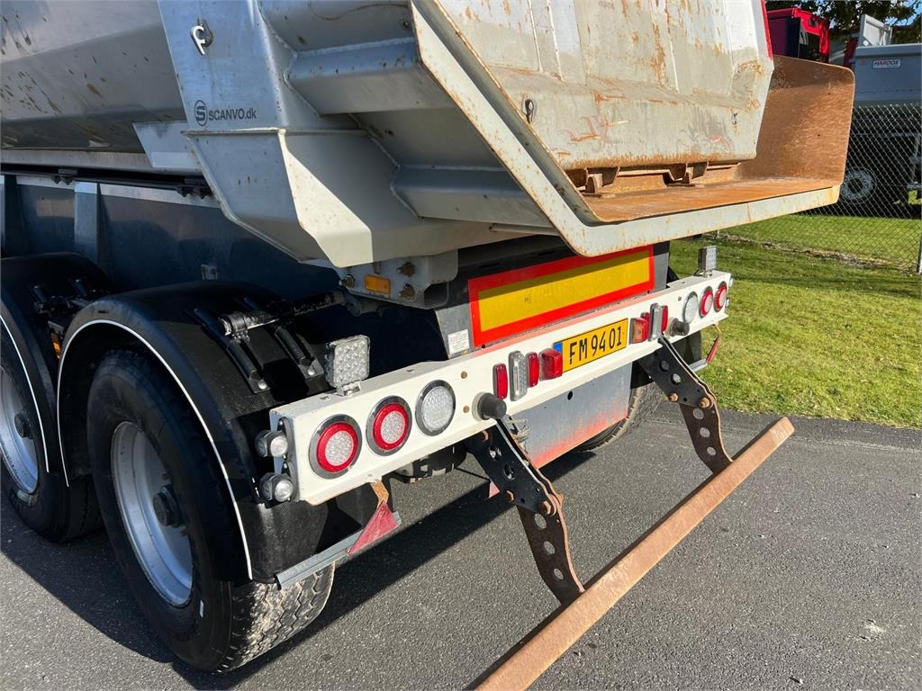 Langendorf 35,4m3 Hardox SKS-HS 30-9,9 mtr - Semirimorchio ribaltabile: foto 5 Langendorf 35,4m3 Hardox SKS-HS 30-9,9 mtr - Semirimorchio ribaltabile: foto 5