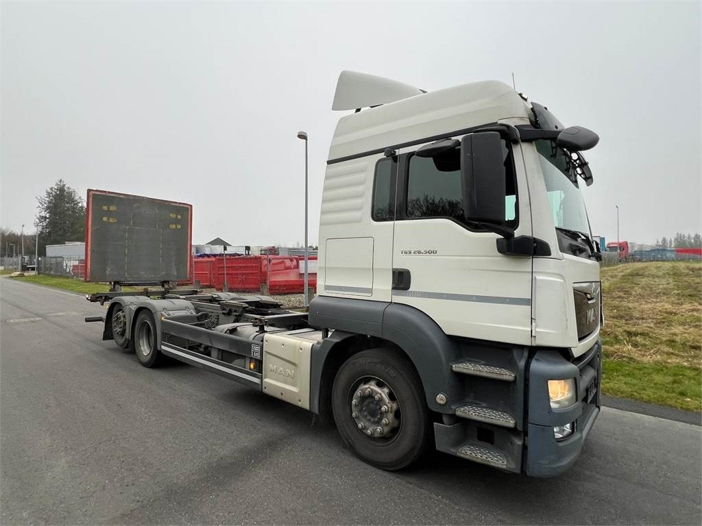 MAN TGS 26-500 6x2-4 LL - Autocarro portacontainer/ Caisse interchangeable: foto 3 MAN TGS 26-500 6x2-4 LL - Autocarro portacontainer/ Caisse interchangeable: foto 3