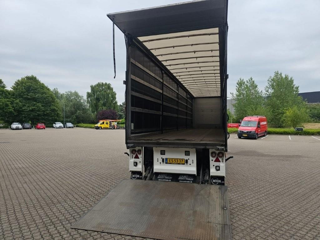 MTDK CI200 - 13,6 mtr - lodretstående lift - Semirimorchio centinato: foto 5 MTDK CI200 - 13,6 mtr - lodretstående lift - Semirimorchio centinato: foto 5
