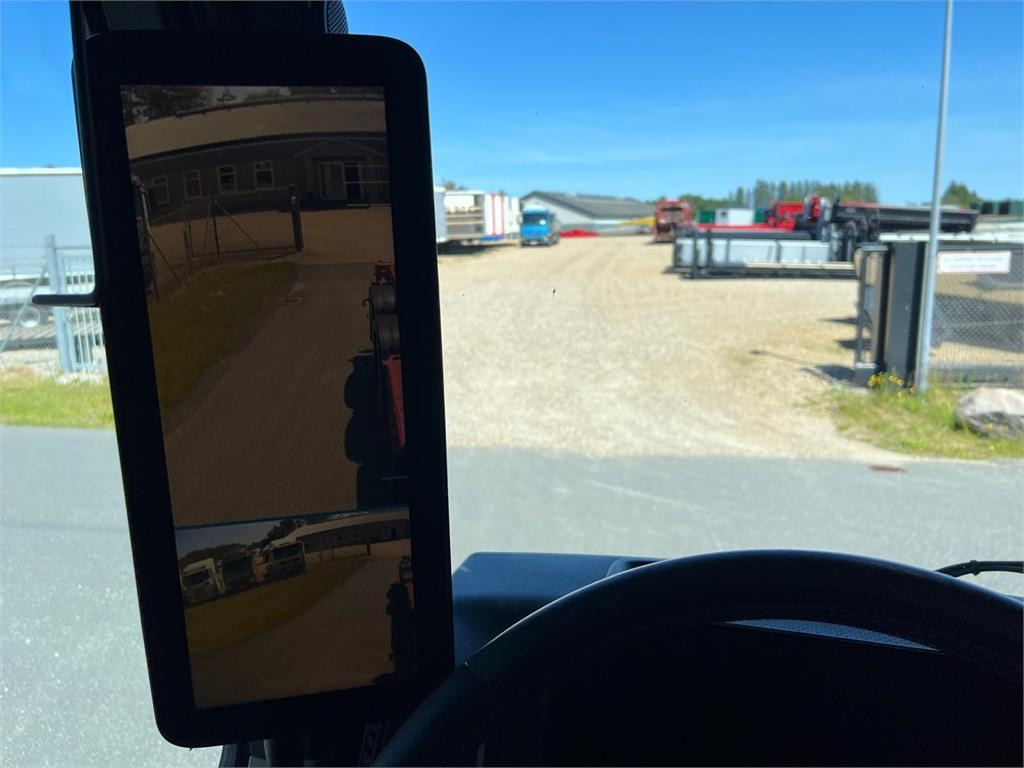 Mercedes-Benz Antos 2545 - HMF 1520K-RCkran - Autocarro multibenna: foto 5 Mercedes-Benz Antos 2545 - HMF 1520K-RCkran - Autocarro multibenna: foto 5