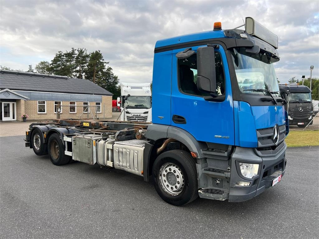 Mercedes-Benz Antos 2546 L - Autocarro multibenna: foto 3 Mercedes-Benz Antos 2546 L - Autocarro multibenna: foto 3