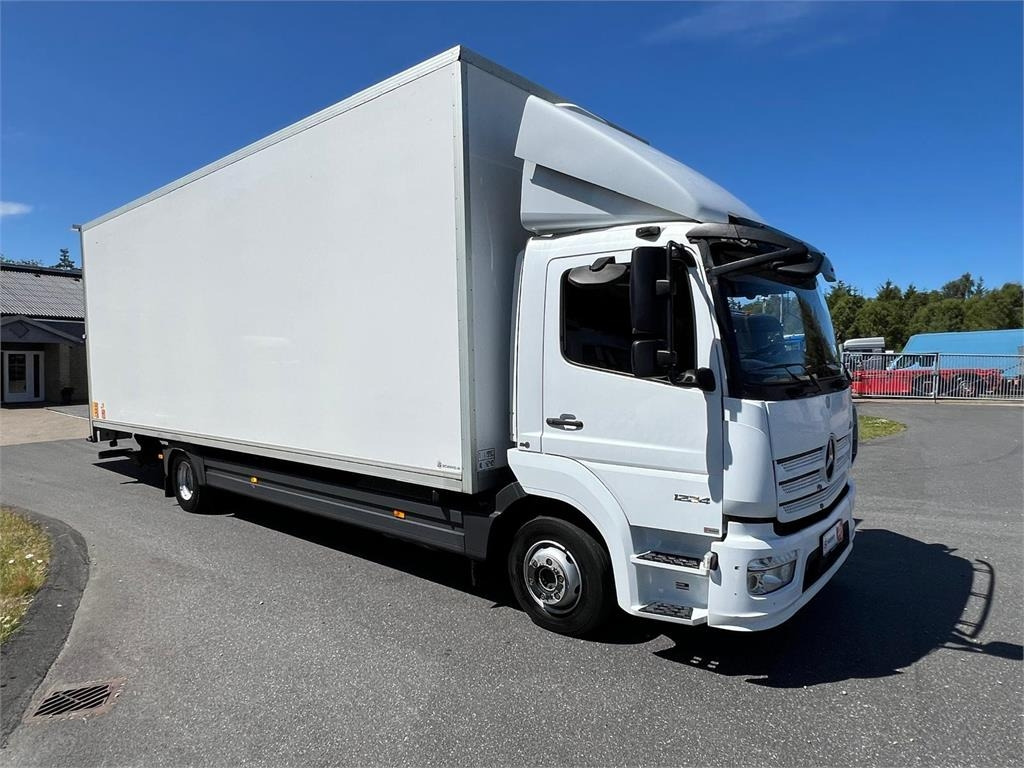 Mercedes-Benz Atego 1224 LnR - Autocarro furgonato: foto 5 Mercedes-Benz Atego 1224 LnR - Autocarro furgonato: foto 5