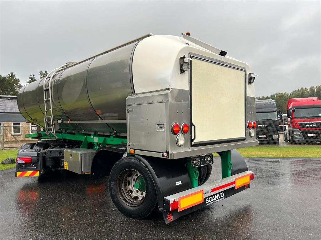 SVF 20000 ltr isoleret rustfri mælketank - Semirimorchio cisterna: foto 1 SVF 20000 ltr isoleret rustfri mælketank - Semirimorchio cisterna: foto 1