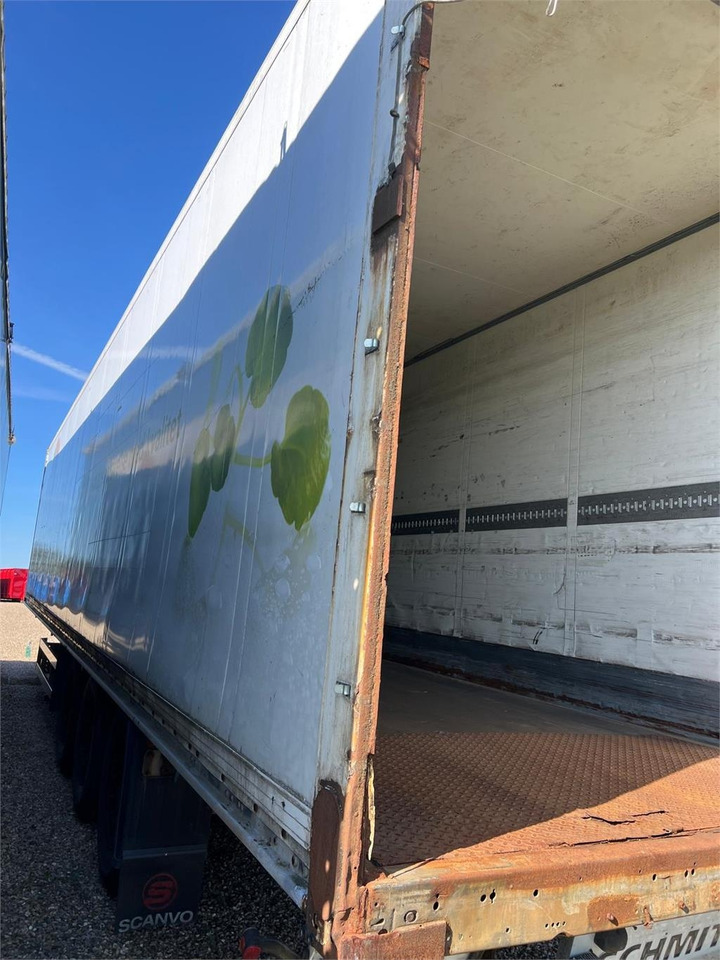 Schmitz 13,6 mtr boks - Semirimorchio furgonato: foto 3 Schmitz 13,6 mtr boks - Semirimorchio furgonato: foto 3