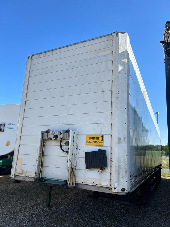 Schmitz 13,6 mtr boks - Semirimorchio furgonato: foto 1 Schmitz 13,6 mtr boks - Semirimorchio furgonato: foto 1