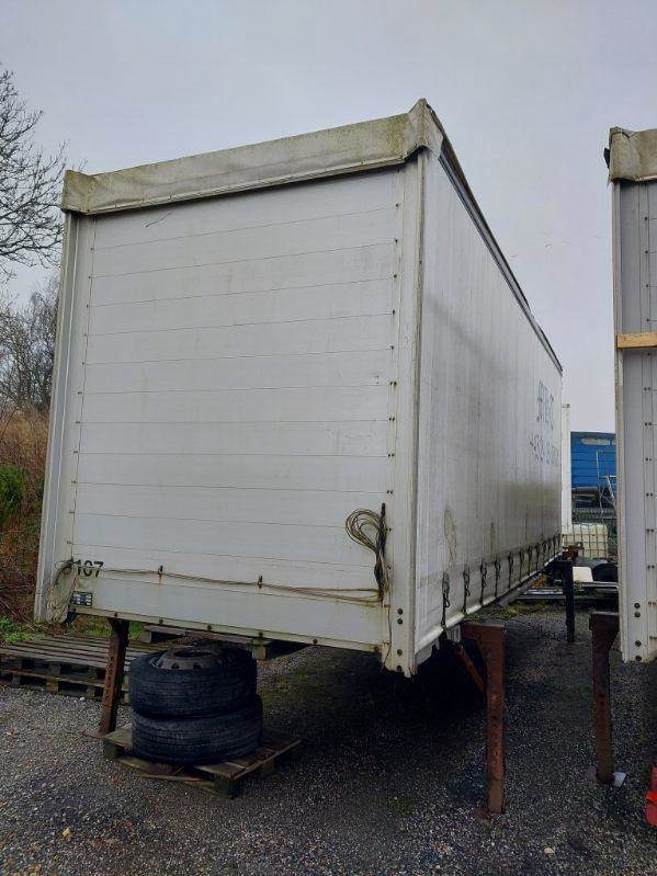 Sommer WP-148 CU 7820 mm volume gardin veksellad - Cassone centinato: foto 1 Sommer WP-148 CU 7820 mm volume gardin veksellad - Cassone centinato: foto 1