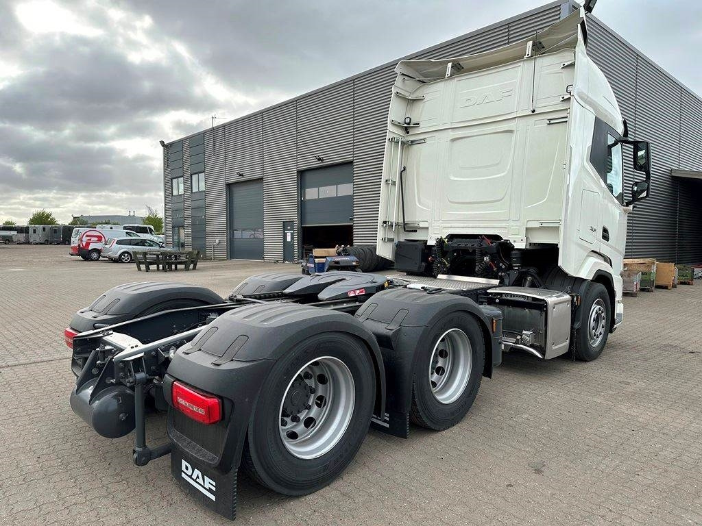DAF XF 530 6x2 - Trattore stradale: foto 3 DAF XF 530 6x2 - Trattore stradale: foto 3
