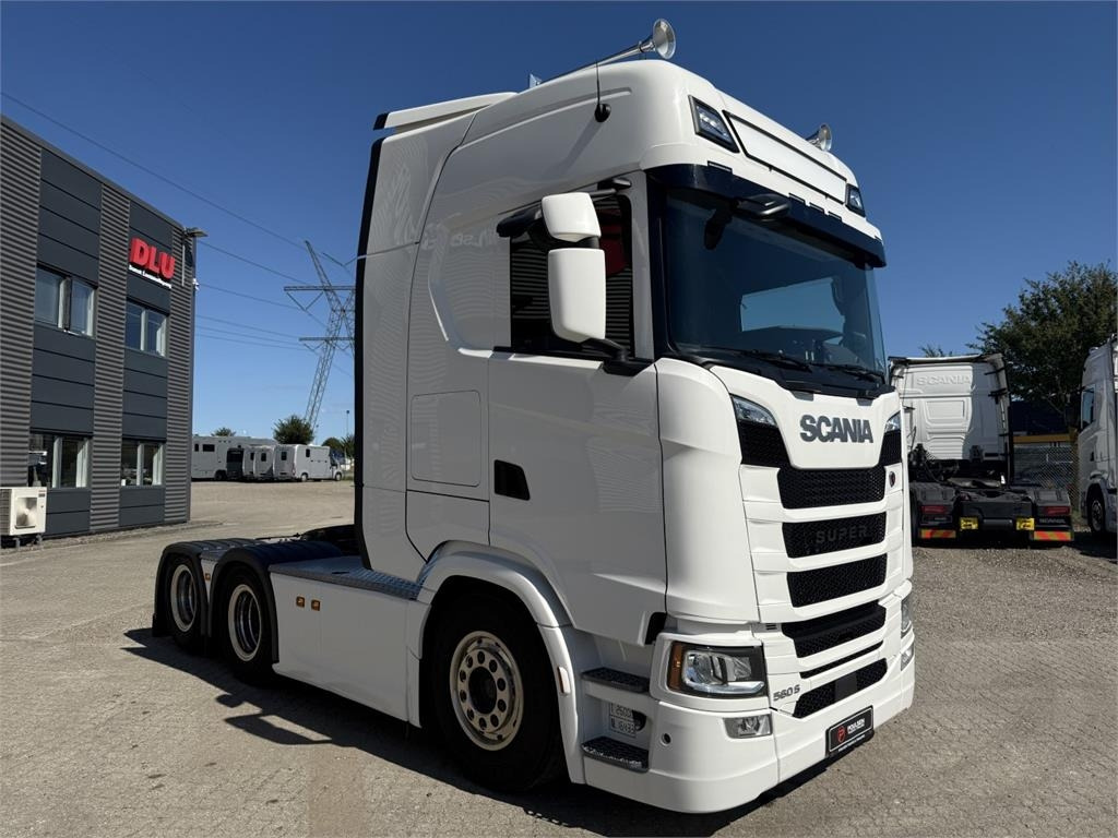 Scania S560 A 6x2 NB 2950 - Trattore stradale: foto 1 Scania S560 A 6x2 NB 2950 - Trattore stradale: foto 1