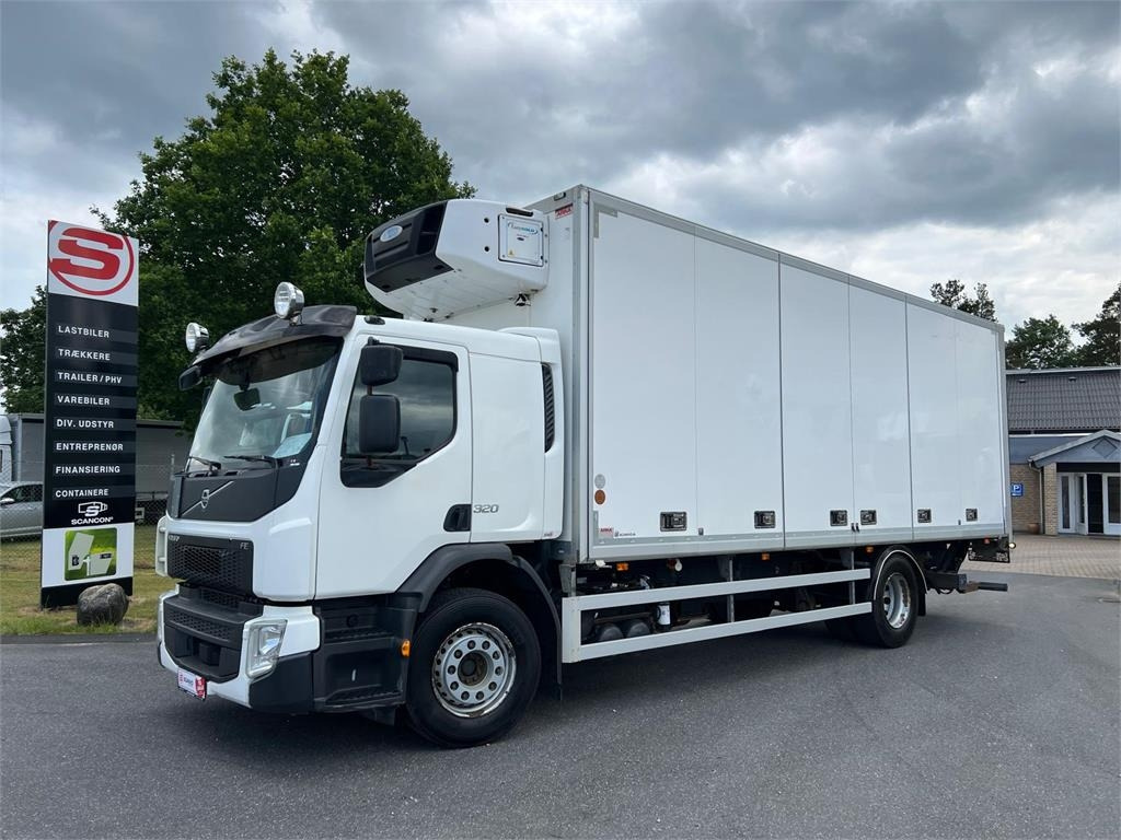 Volvo FE320 18 ton - Autocarro frigorifero: foto 1 Volvo FE320 18 ton - Autocarro frigorifero: foto 1